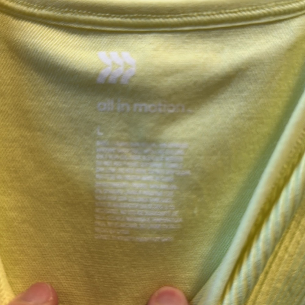 All In Motion tank - Picture 3 of 3